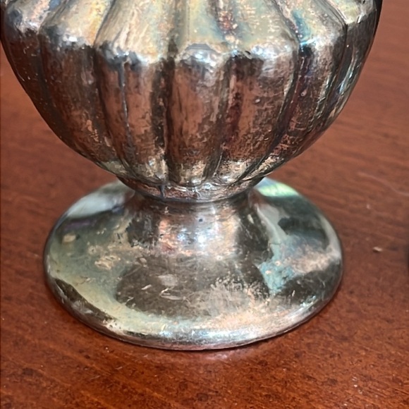 Vintage Heavy Art Deco Silver Salt & Pepper Shakers - Picture 2 of 6